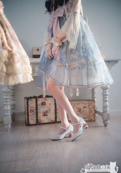 风流少妇和按摩师啪啪hd_剧情片免费观看最新