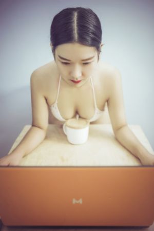 大提琴老师_国产剧免费观看超清