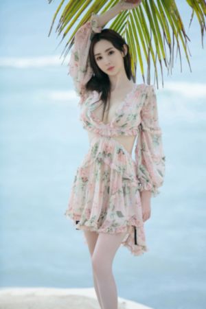 艳妇臀荡乳欲伦交换32_蓝光免费观看超清