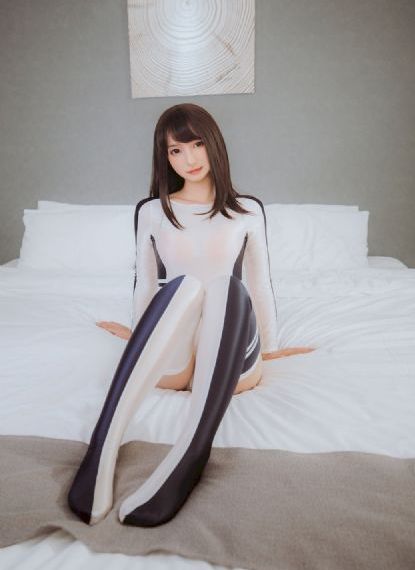 丰满乳亲伦小说_1080P动漫免费观看